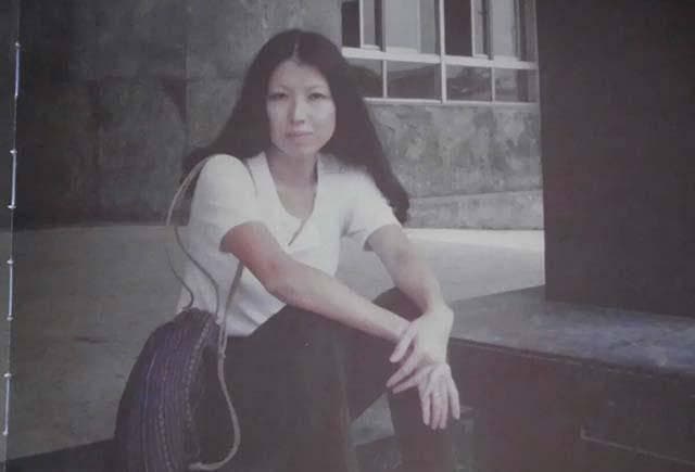 三毛荷西相爱6年，为何无法到老？婚姻如此残酷，我们被骗好多年