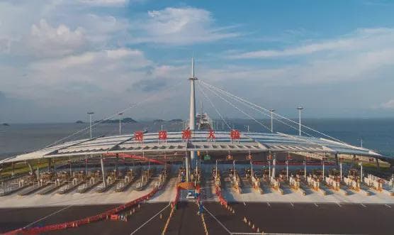 港珠澳大桥：1269亿投资后的经济效益与多重价值