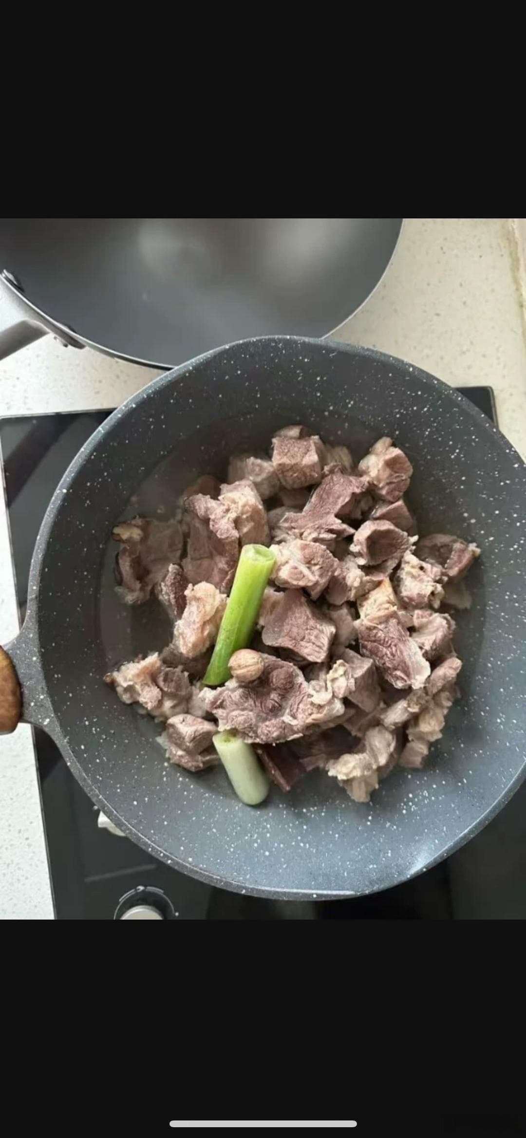 冬日暖心首选，排骨汤的营养与美味