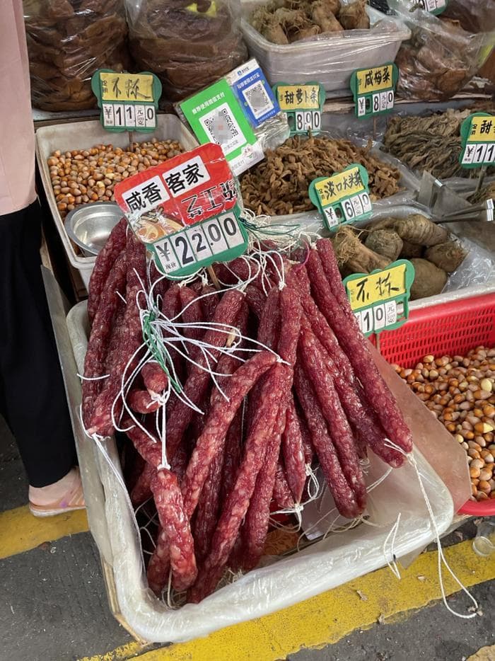 老西关必打卡人气王！广州这条美食街，吃过了才算没白来