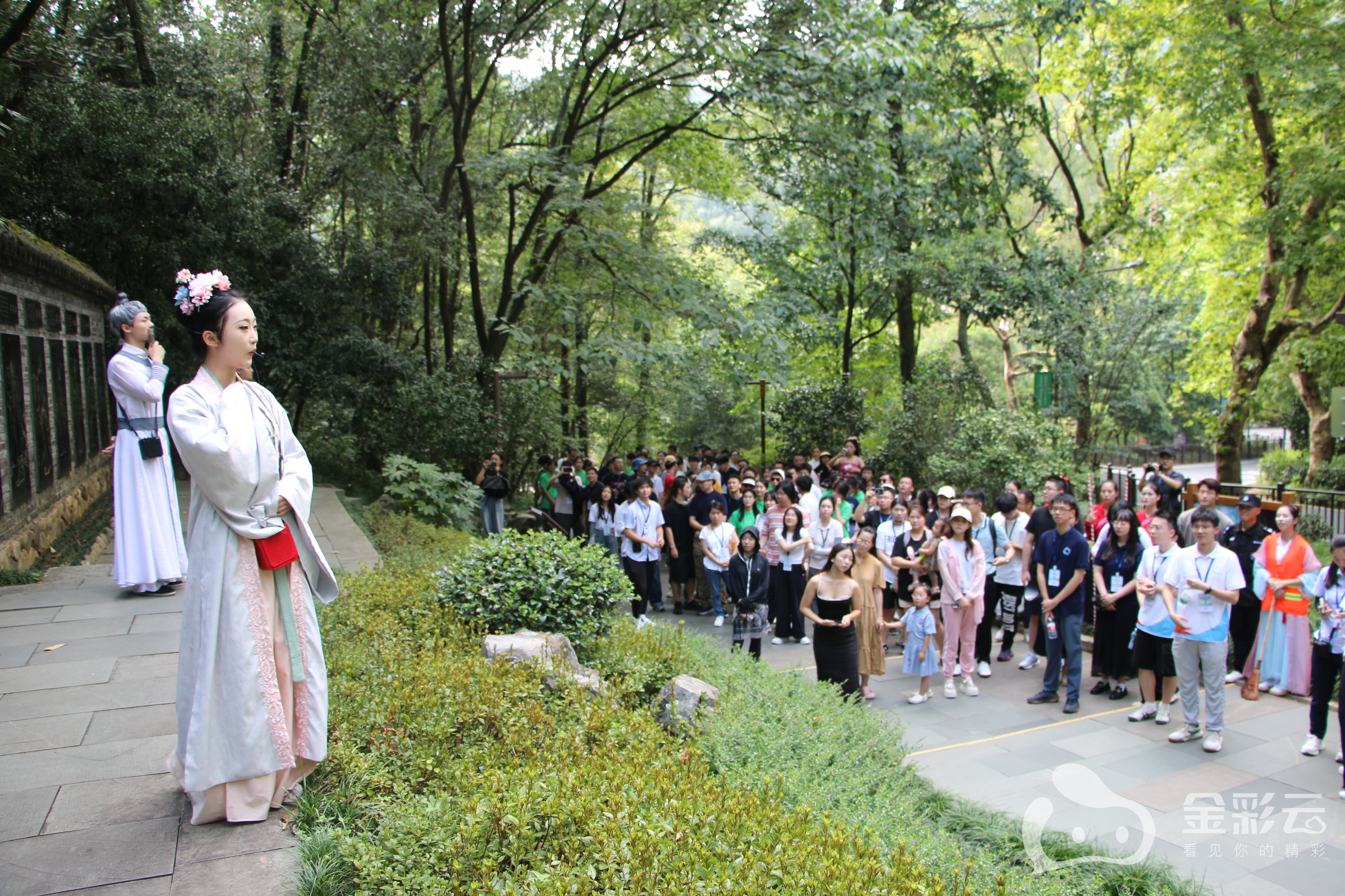 双龙景区：业态上新 体验升级