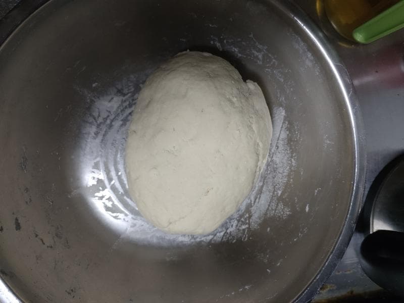 鸡蛋灌饼制作教程：从面团到成品的详细步骤