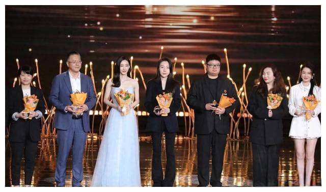 “真正的戏疯子”，将一生献给了演艺事业，如今88岁的他还好吗？