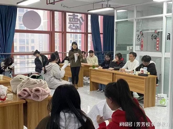 面对首考失利，如何保持坚韧精神实现逆袭？