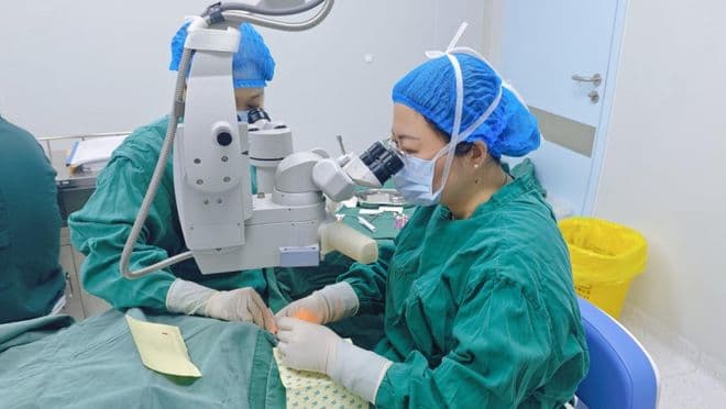 先天性外斜视危害大，20岁患者在南昌爱尔眼科重获 “正眼” 未来
