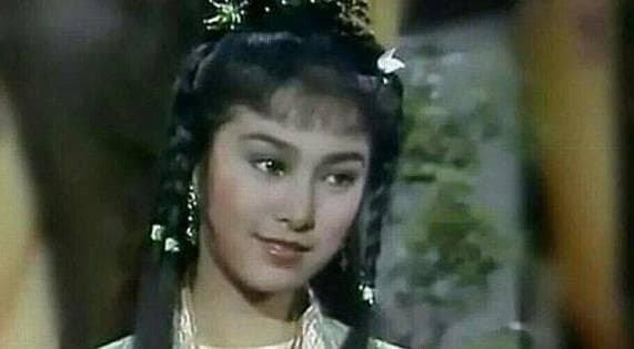 《射雕英雄传》不同版本的黄蓉，个个貌美如花，哪个让你印象最深