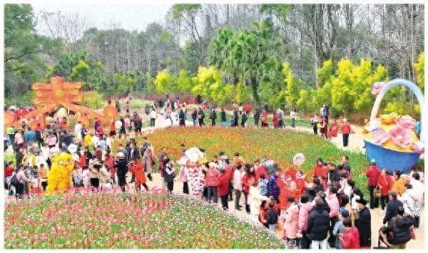 桂林各大公园景区热热闹闹庆新春