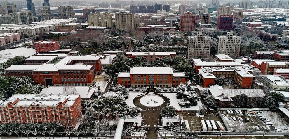 上海应用技术大学历史建筑群：七十载岁月洗礼下的校园瑰宝