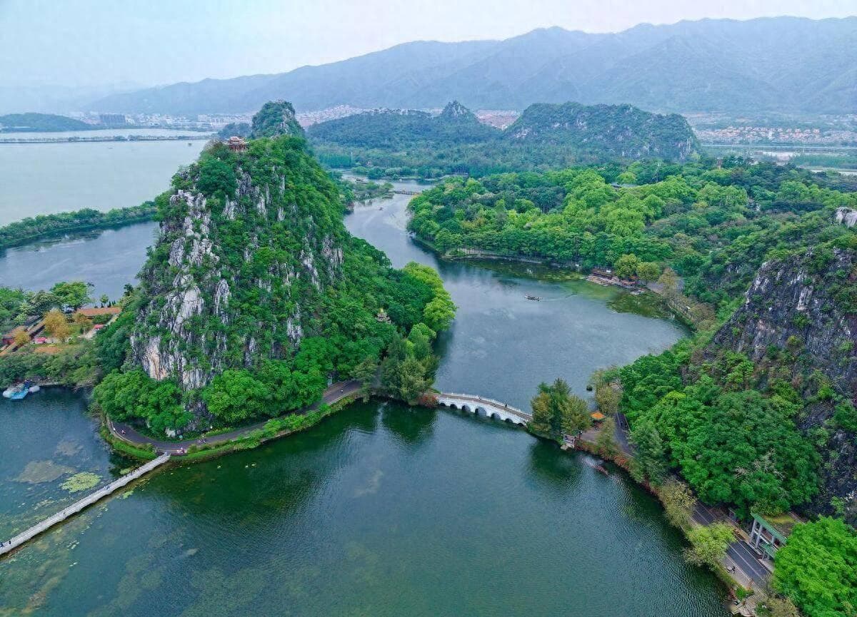 肇庆十大景点推荐：山水甲岭南，文化荟萃地