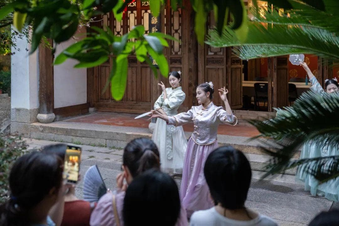 听三坊七巷的历史足音！沉醉于“明清建筑博物馆”中……