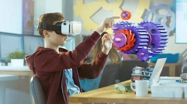 VR在青少年教育中的应用：增强学习动机与成就感
