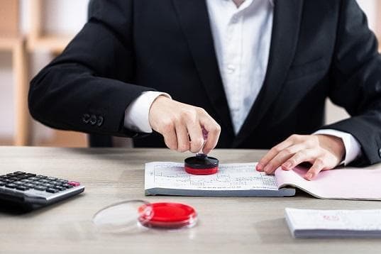 新公司，自然人做股东还是法人做股东？一不小心就得交冤枉税！