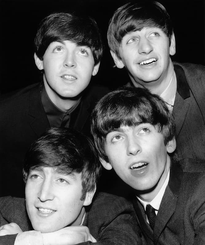 The Beatles：从利物浦小酒馆到摇滚传奇