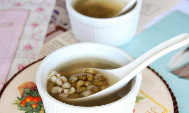 薏米绿豆汤的制作方法（营养丰富的清热去湿汤）