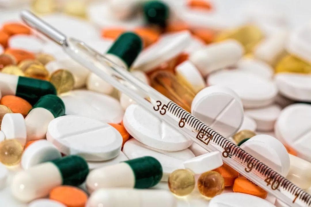 退烧药与复方感冒药为什么不能一起吃？
