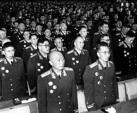 1955年仅被授予大校的5位军级干部