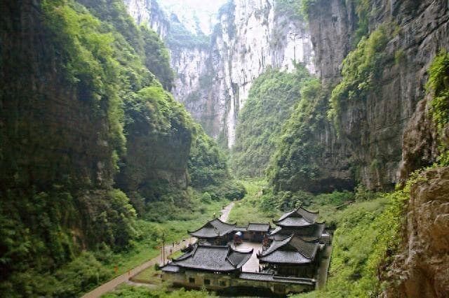 武隆自驾游攻略：四大景点深度游览指南