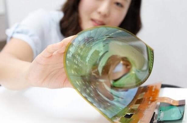 柔性石墨烯OLED屏幕或将成为可穿戴产品的突破口