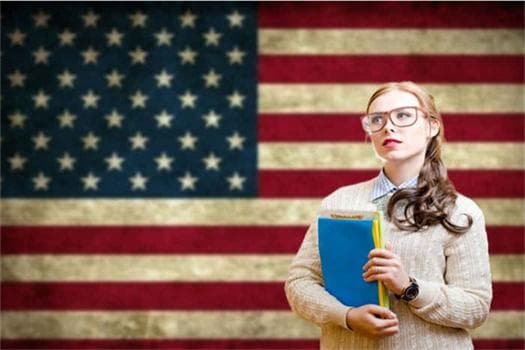 美国加州大学伯克利分校MBA项目有哪些专业方向？申请这个项目需要提交哪些材料？