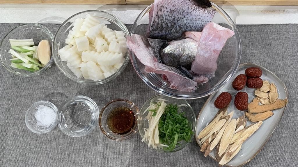 补肺健脾鲈鱼汤：BBC评选百大健康食物第三名，这样烹饪更美味