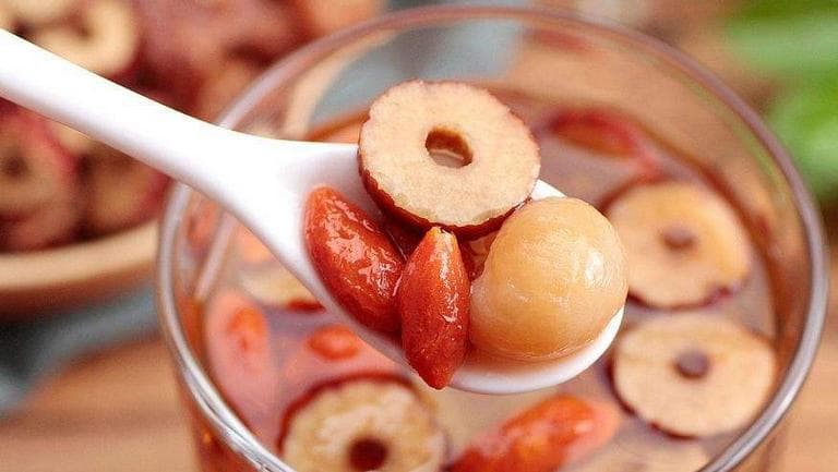 红枣水的功效与作用、禁忌和食用方法