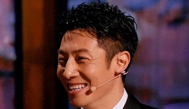 48岁撒贝宁重返校园：从北大才子到央视主持界“全能王”