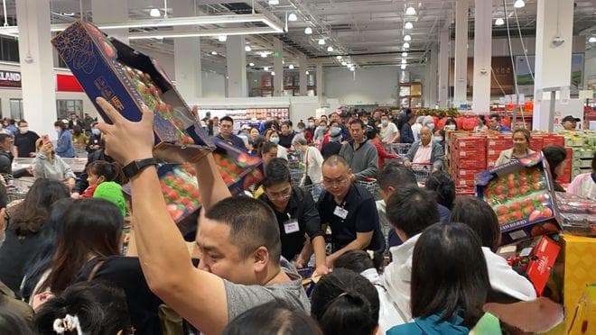 港人涌入深圳Costco：仓储式超市为何难以在香港上岸？