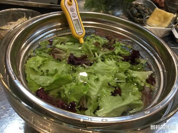 洗菜用“50度洗法”彻底去除污垢和细菌，还能提升新鲜度？