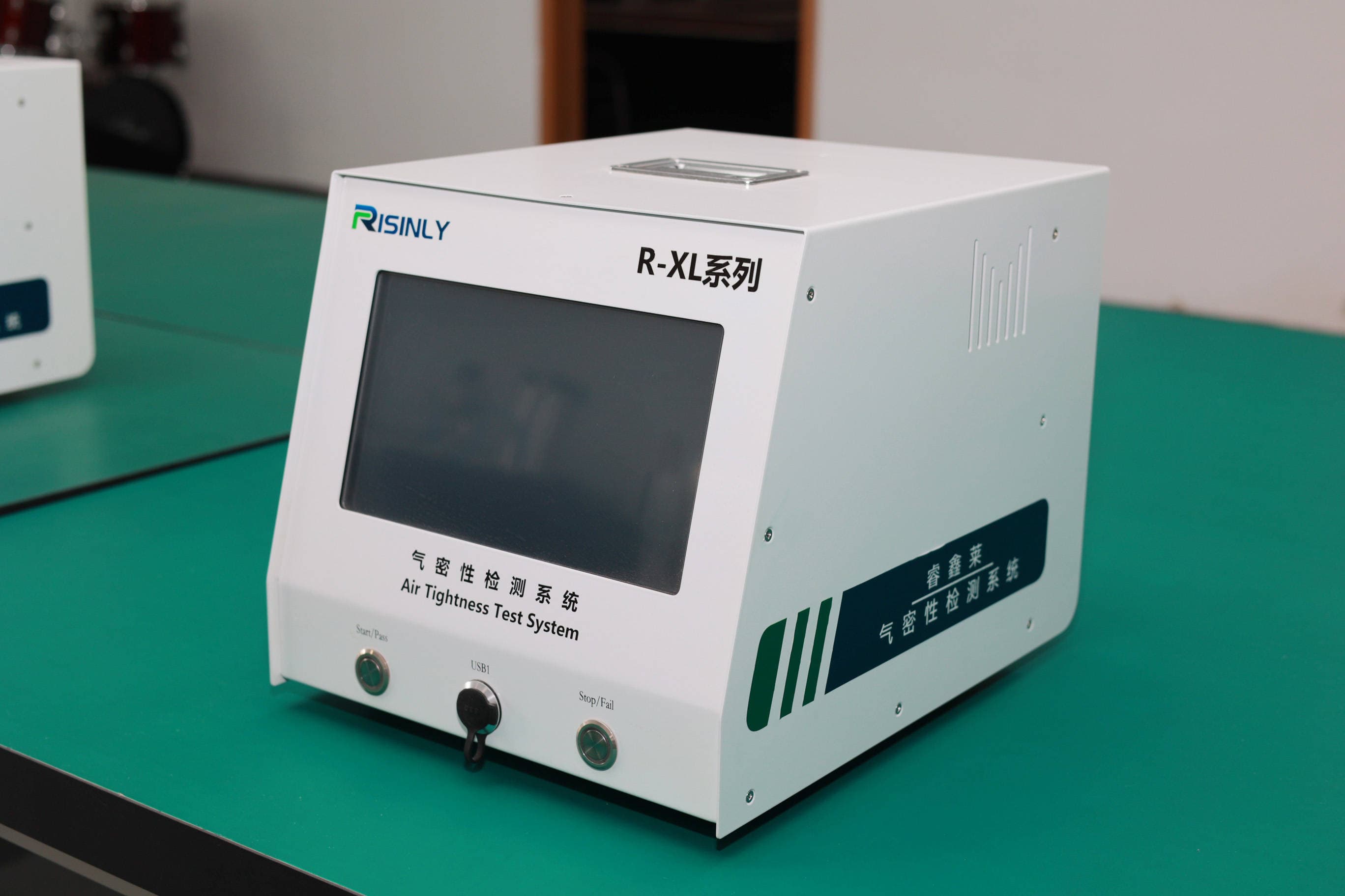 温度补偿功能：消除环境温度对测试结果的影响