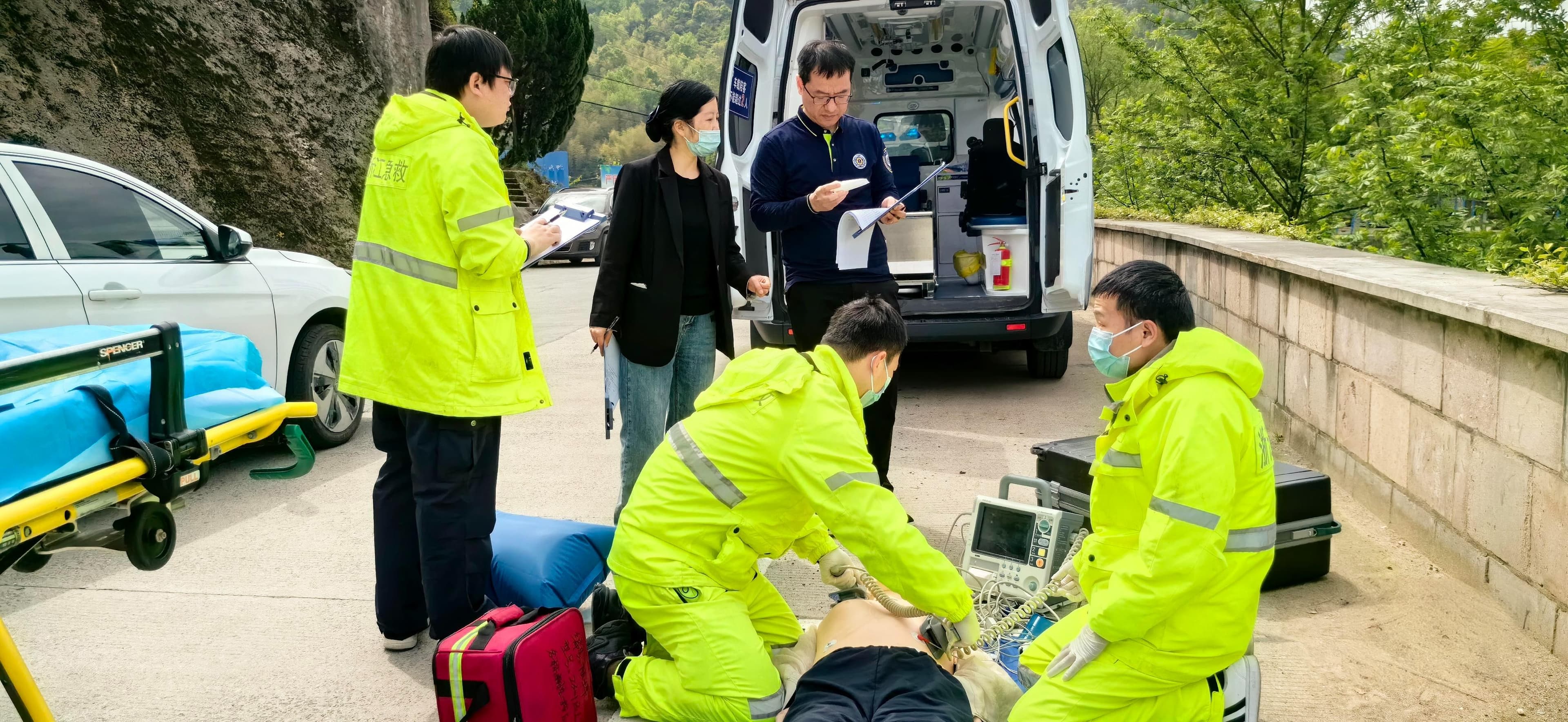 “120”院前急救“升级提速”：全力守护市民“生命通道”