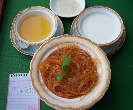 香港美食：中西合璧的饮食文化