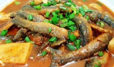 泥鳅炖豆腐：传统美味的制作与创新