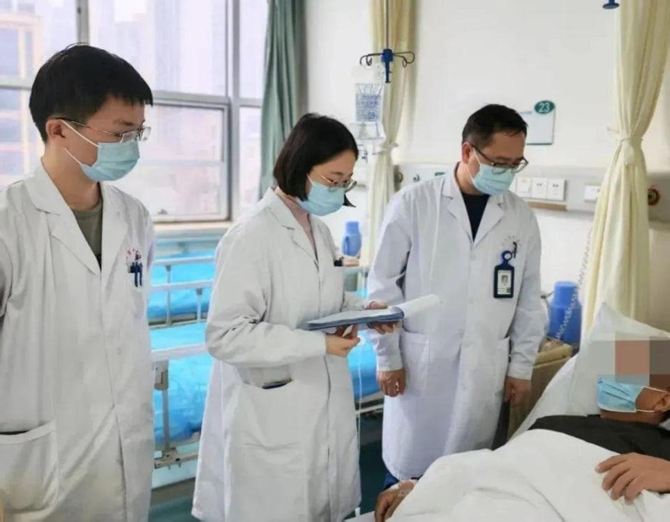 饭后突然肚子疼，当心是急性胰腺炎！