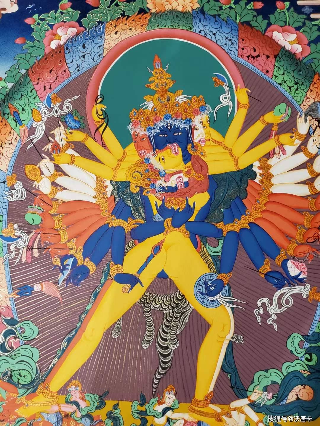 毗卢遮那佛与释迦牟尼佛的象征意义