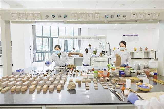 25年打造数字石刻：大足石刻保护的科技革命