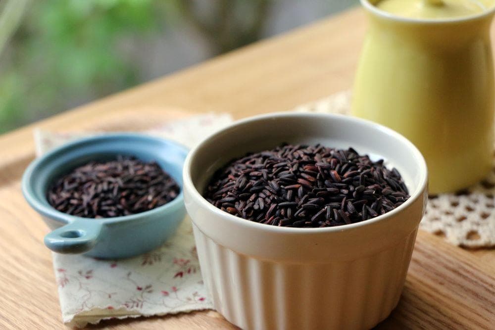 紫米、黑米有何不同？营养师教你如何煮出美味又营养的米飯