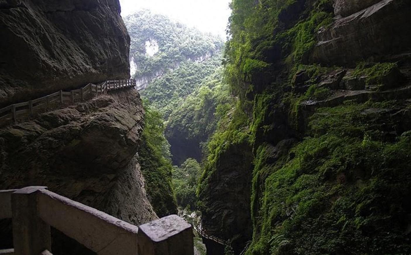 重庆到武隆旅游：最便捷交通方式全揭秘，直达美景！
