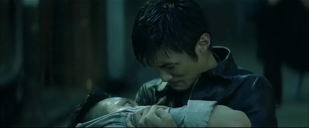 卧底的心灵挣扎：梁朝伟演绎《无间道》中的陈永仁