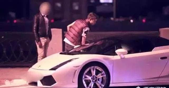 现在一个人的家庭资产达到多少才能算富二代?