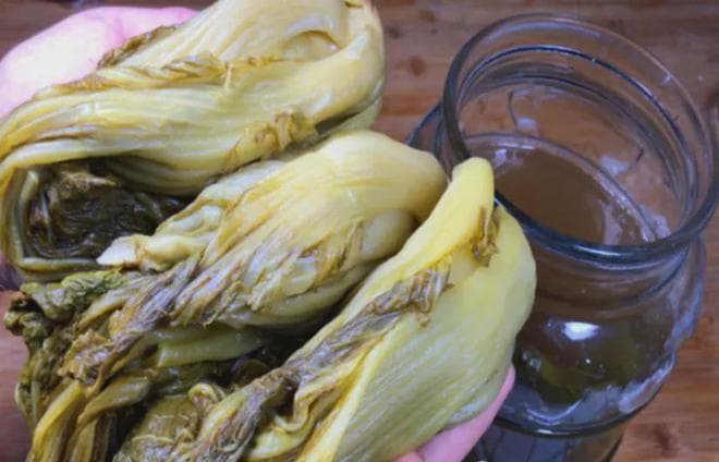 不管腌什么酸菜，记住这3点，酸菜不烂不发霉，而且又酸又脆又香