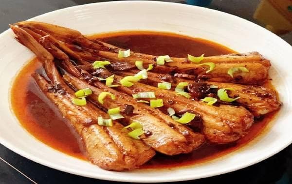 奶汤锅子鱼
