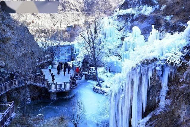 古龙峡元旦3日游：寻觅当地美食，赏绝美雪景的绝佳之选