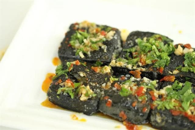 长沙臭豆腐制作全攻略：从豆制品到9种口味调料配方