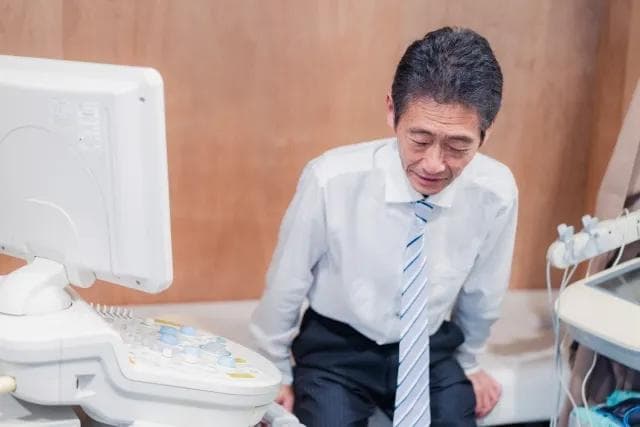 低功率激光疗法：脱发治疗的新选择