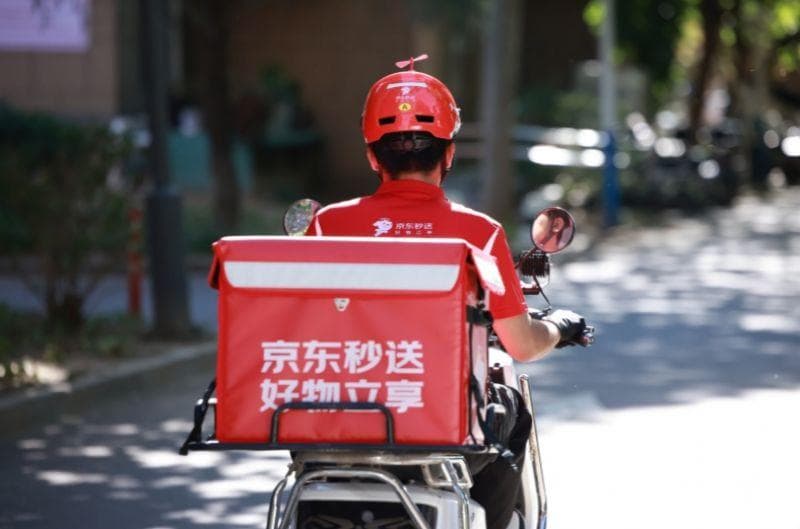 京东领投骑手保障战，为骑手系上职业“安全带”