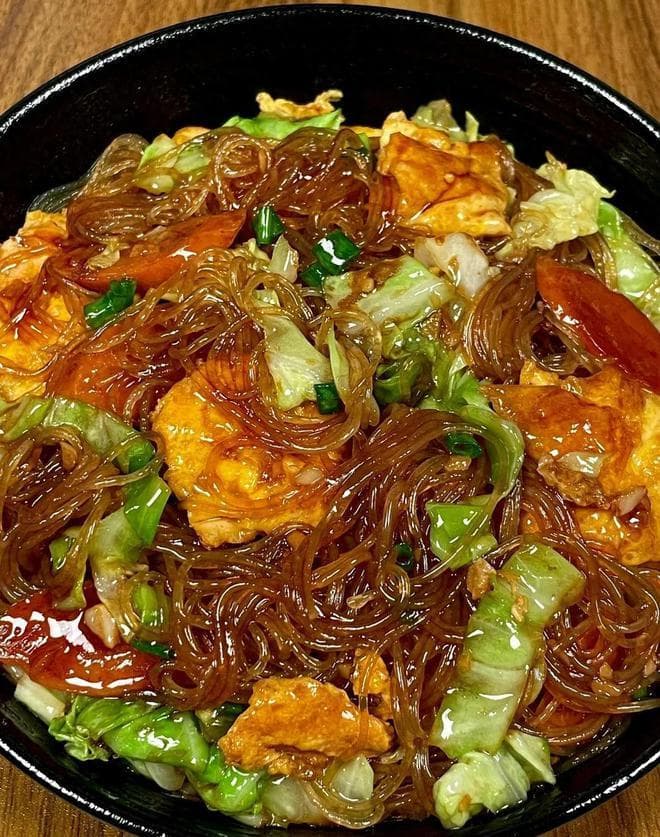 五分钟包菜炒粉丝：4种食材做出的低脂美味