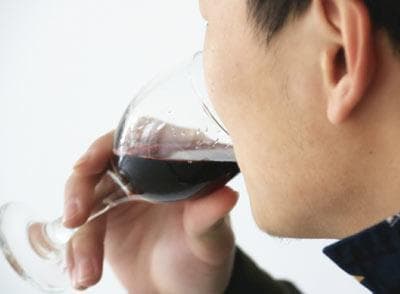 如何降尿酸 做好5件事常吃4类食物 降尿酸并不难