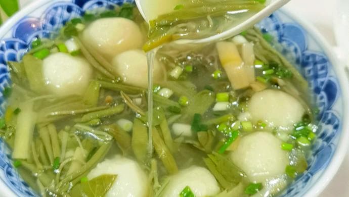 苏州特色：莼菜鱼丸汤制作详解