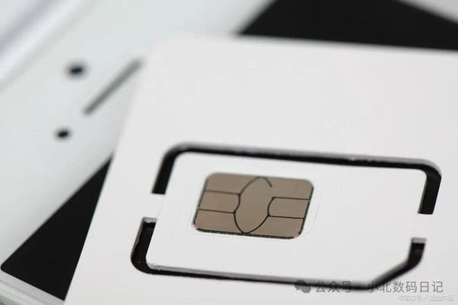 读卡器和U盘的区别：解析两者的功能、优劣及使用场景