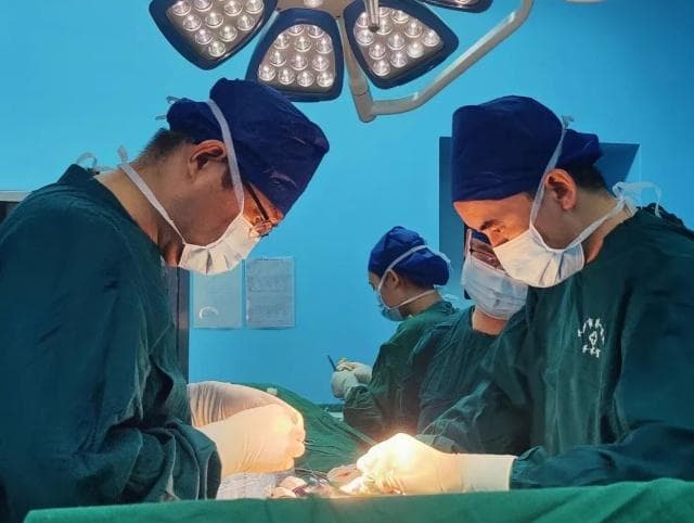 7旬老人吞咽困难被确诊贲门癌 多学科联合手术成功救治